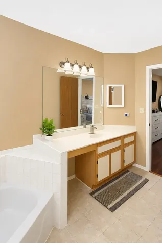 4440 Castlebar Lane Hanover Park IL 60133