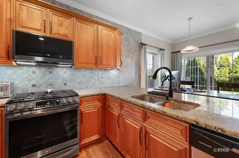 463 East Potter Street Wood Dale IL 60191