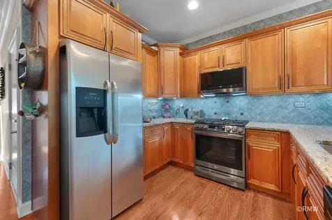 463 East Potter Street Wood Dale IL 60191