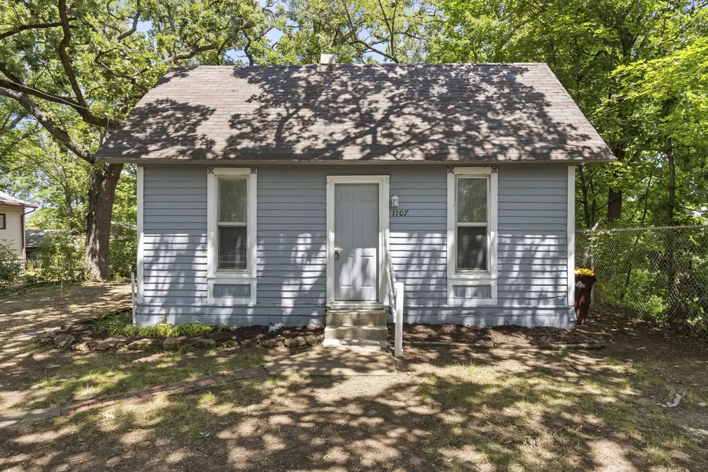 1107 Ashland Avenue Rockford IL 61101