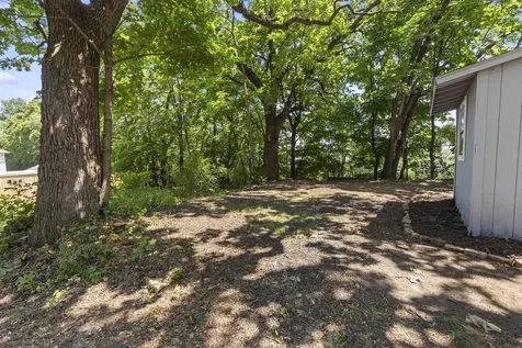 1107 Ashland Avenue Rockford IL 61101