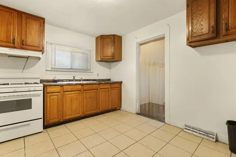 1107 Ashland Avenue Rockford IL 61101