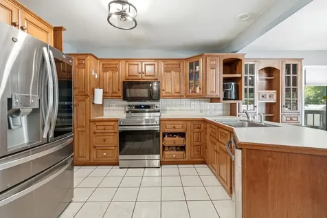 2816 188TH Street Lansing IL 60438