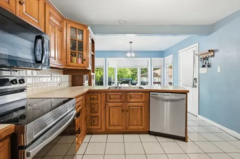 2816 188TH Street Lansing IL 60438