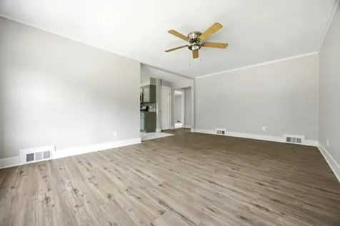 10 Lincoln Avenue East Dundee IL 60118