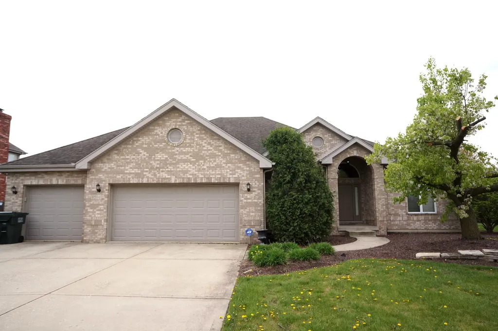 8566 Huckins Drive Frankfort IL 60423