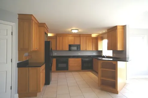 8566 Huckins Drive Frankfort IL 60423
