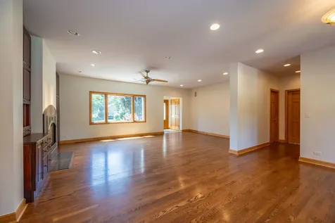 3404 Meadow Lane Glenview IL 60025