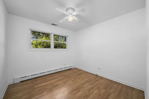 413 North Drury Lane Arlington Heights IL 60004