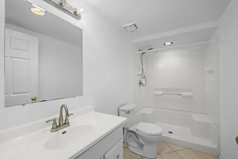 413 North Drury Lane Arlington Heights IL 60004