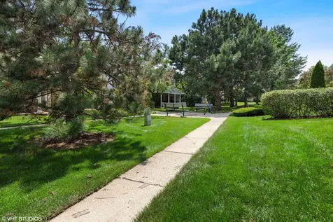 415 Tyler Court Vernon Hills IL 60061