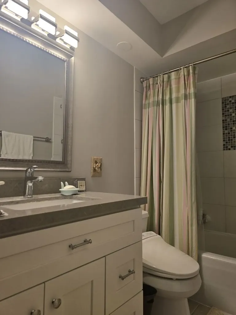 1136 Greenleaf Avenue Wilmette IL 60091
