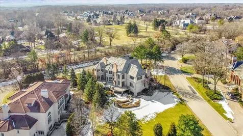 601 Ambriance Drive Burr Ridge IL 60527