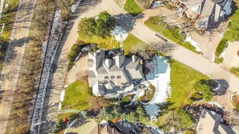 601 Ambriance Drive Burr Ridge IL 60527