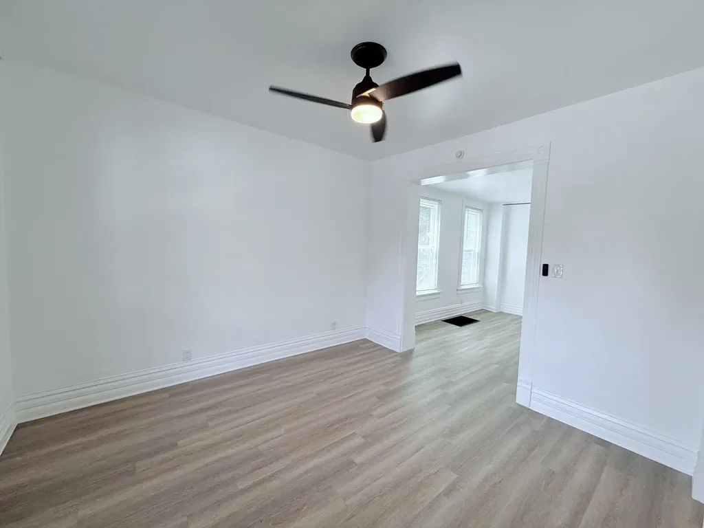 706 West 81st Street Chicago IL 60620