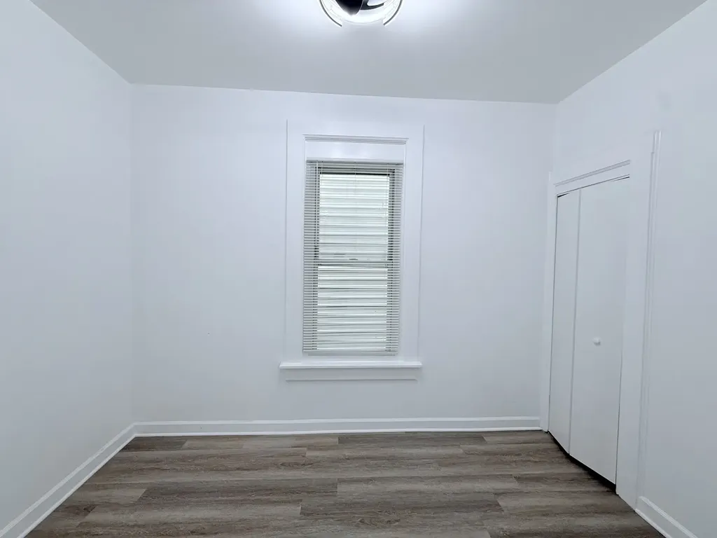 706 West 81st Street Chicago IL 60620
