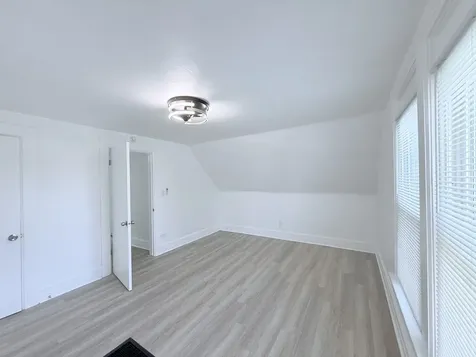 706 West 81st Street Chicago IL 60620