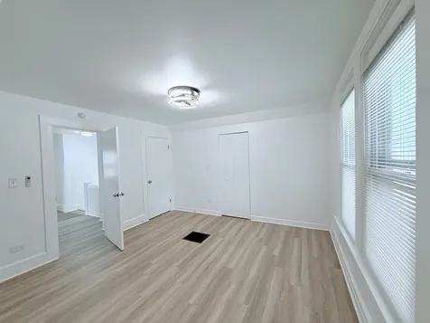 706 West 81st Street Chicago IL 60620