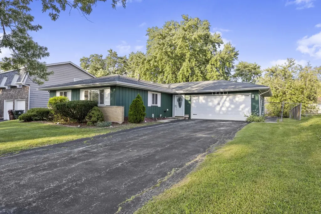 17811 Princeton Lane Country Club Hills IL 60478
