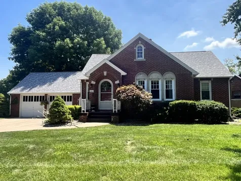2404 28TH Street Moline IL 61265