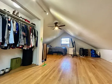 3033 North Racine Avenue Chicago IL 60657