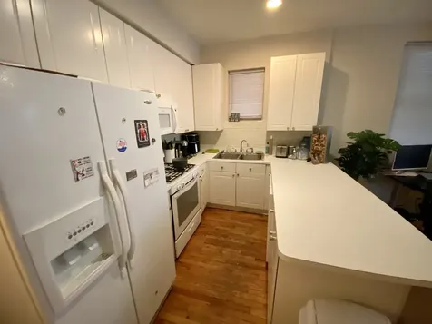 3033 North Racine Avenue Chicago IL 60657