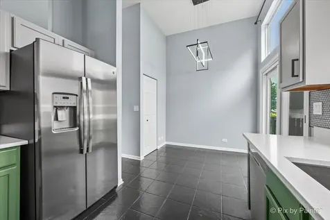 1601 Newgate Court Gurnee IL 60031