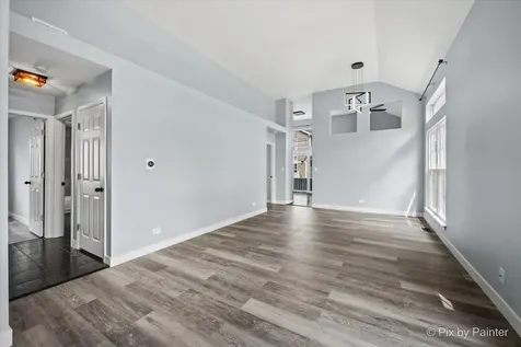 1601 Newgate Court Gurnee IL 60031