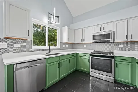 1601 Newgate Court Gurnee IL 60031