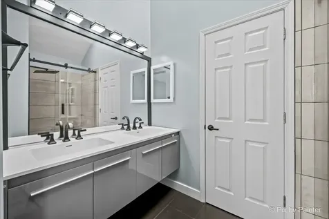 1601 Newgate Court Gurnee IL 60031