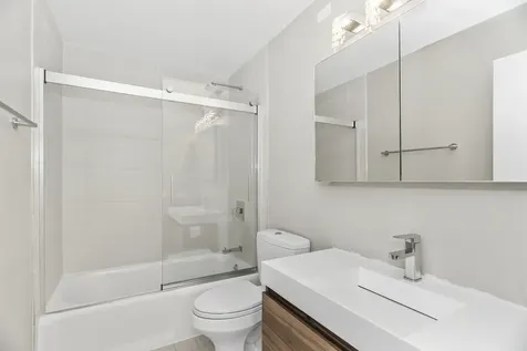 110 East Delaware Place Chicago IL 60611
