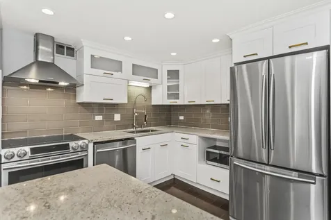 110 East Delaware Place Chicago IL 60611