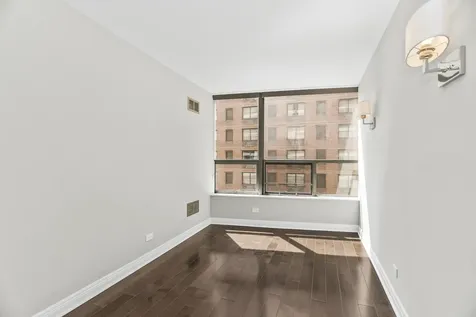 110 East Delaware Place Chicago IL 60611