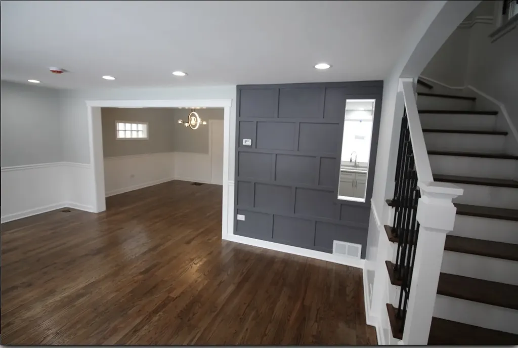 9344 South Michigan Avenue Chicago IL 60619