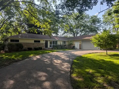 71 North Ela Road Inverness IL 60067