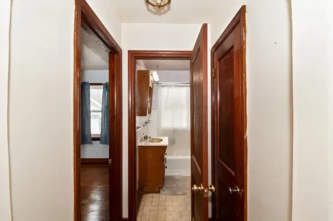 1109 North Mill Street Pontiac IL 61764