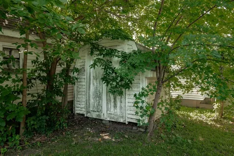 1109 North Mill Street Pontiac IL 61764