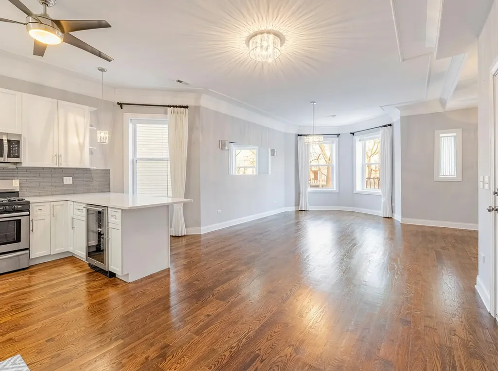 4518 South King Drive Chicago IL 60653