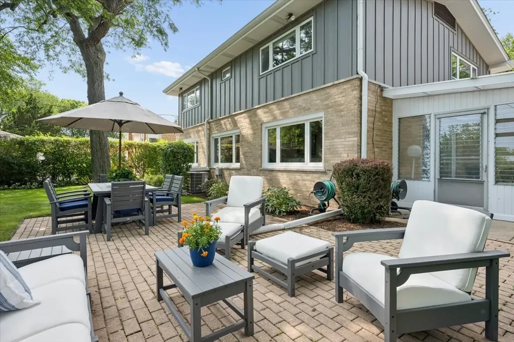 3131 Central Avenue Wilmette IL 60091