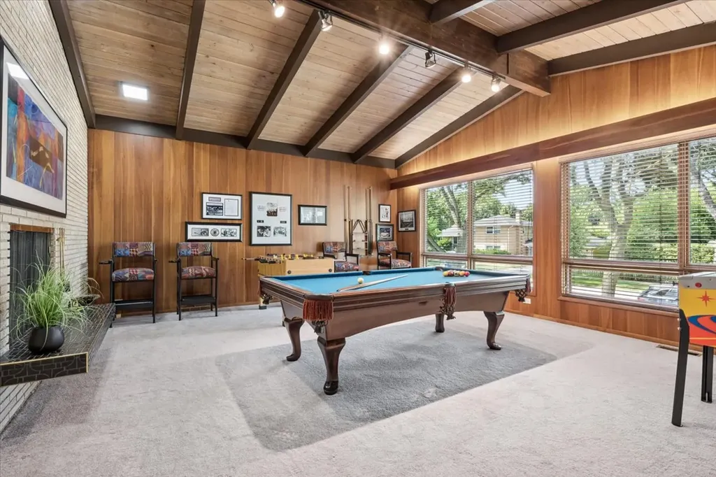 3131 Central Avenue Wilmette IL 60091