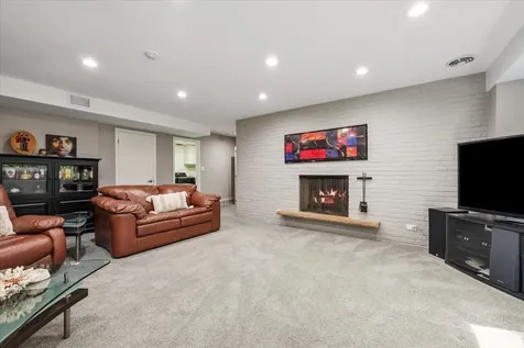 3131 Central Avenue Wilmette IL 60091
