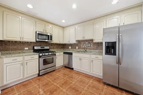 1542 Anderson Lane Buffalo Grove IL 60089