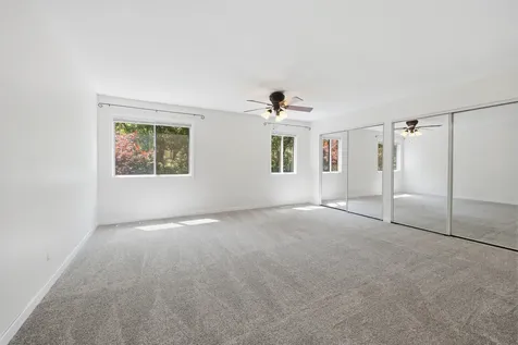 1542 Anderson Lane Buffalo Grove IL 60089