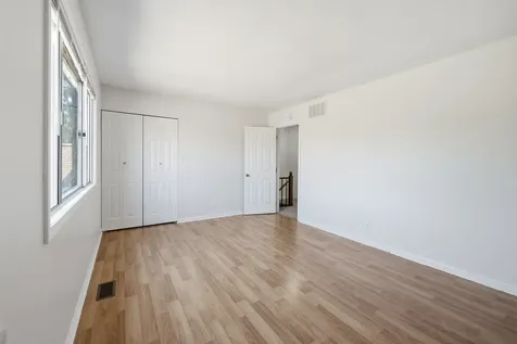 1542 Anderson Lane Buffalo Grove IL 60089