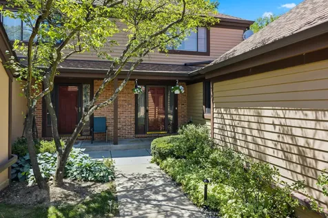 1542 Anderson Lane Buffalo Grove IL 60089