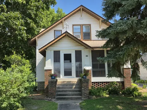 318 West 3rd Street Prophetstown IL 61277