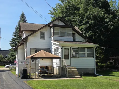 318 West 3rd Street Prophetstown IL 61277