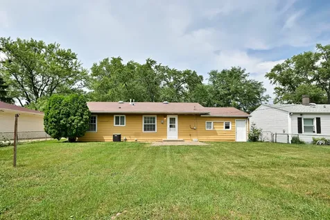 1675 Evergreen Avenue Hanover Park IL 60133