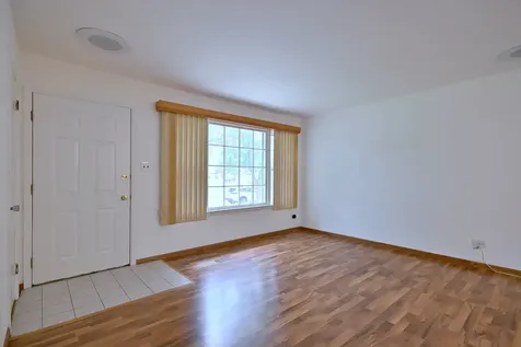 1675 Evergreen Avenue Hanover Park IL 60133