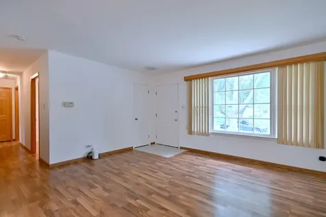 1675 Evergreen Avenue Hanover Park IL 60133